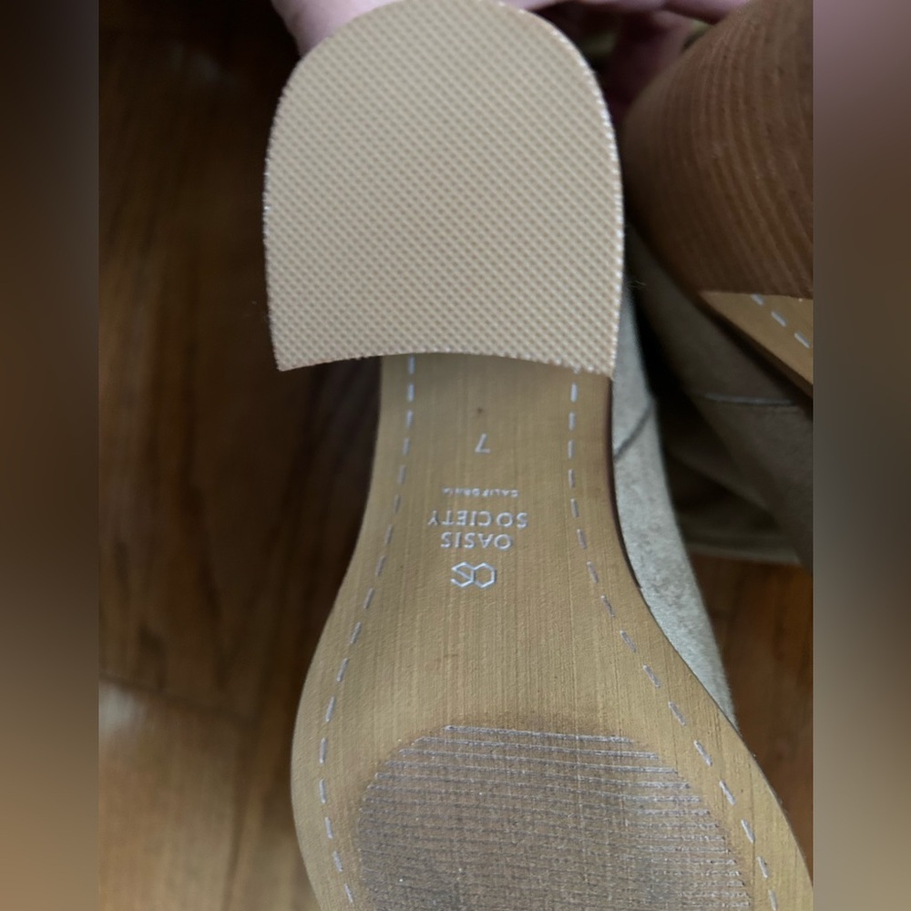 Oasis Society Brown/Beige Faux Suede 4” Tall Heeled Knee High Boots Size 7 Women - Picture 12 of 12